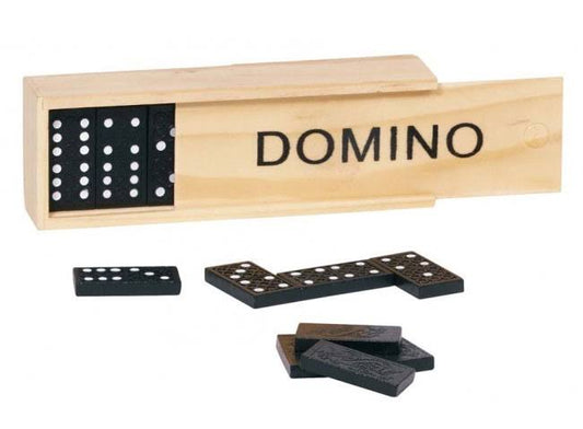 DOMINO I TRÆ LILLE