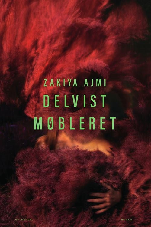 DELVIST MØBLERET