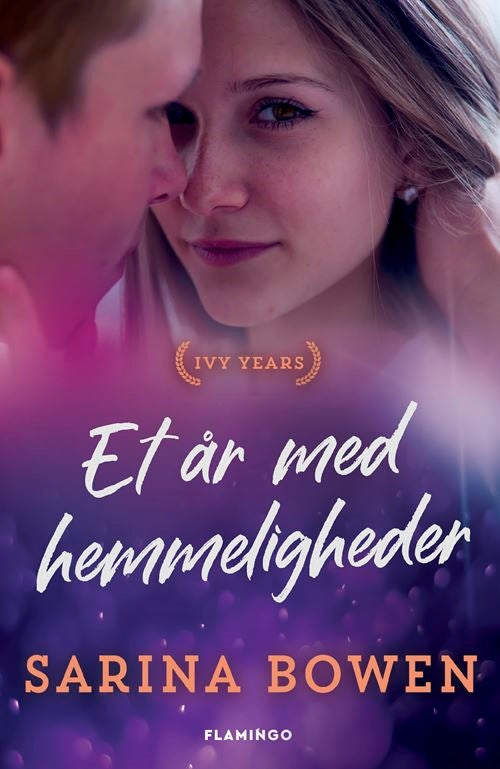 ET ÅR MED HEMMELIGHEDER