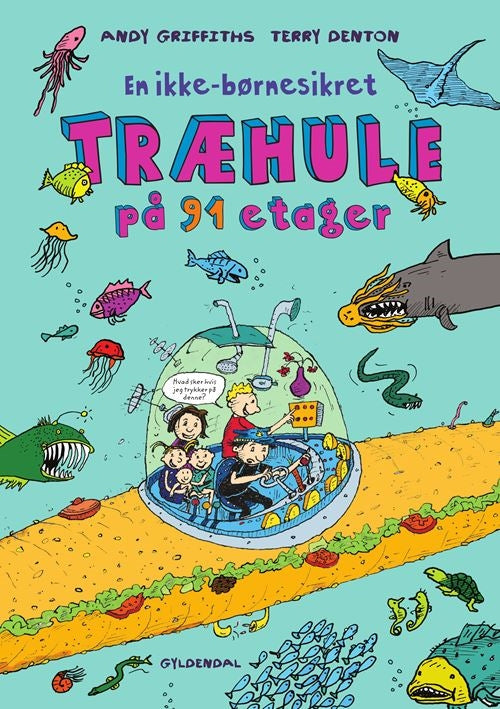 EN IKKE-BØRNESIKRET TRÆHULE PÅ 91 ETAGER