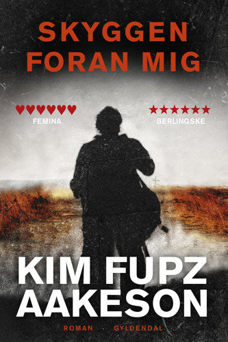 SKYGGEN FORAN MIG