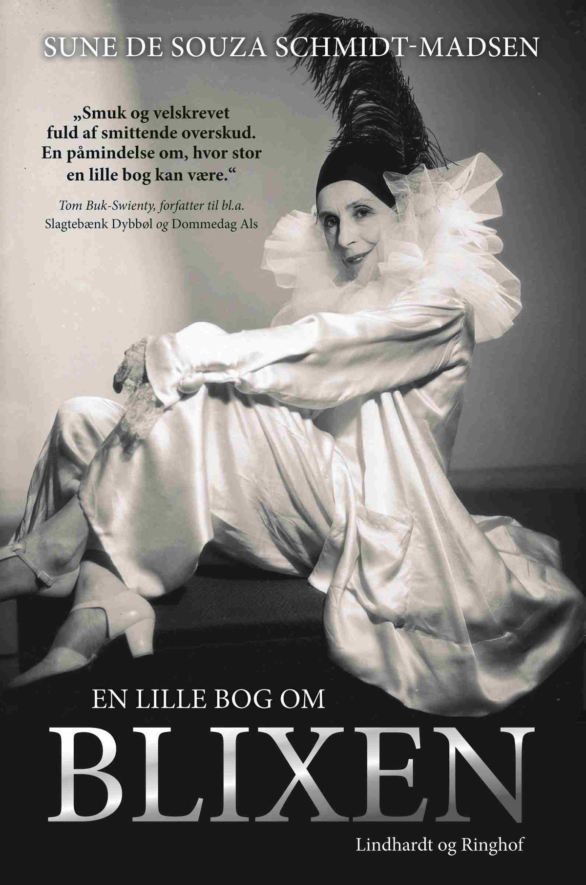 EN LILLE BOG OM BLIXEN