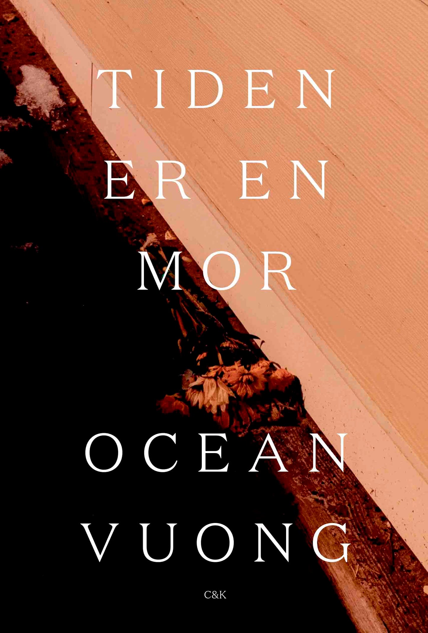 TIDEN ER EN MOR