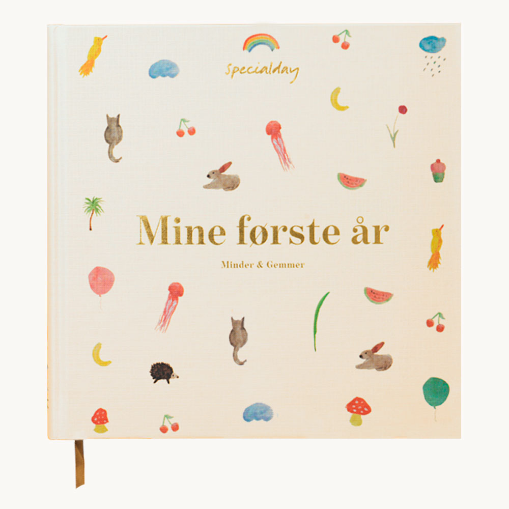 MINE FØRSTE ÅR