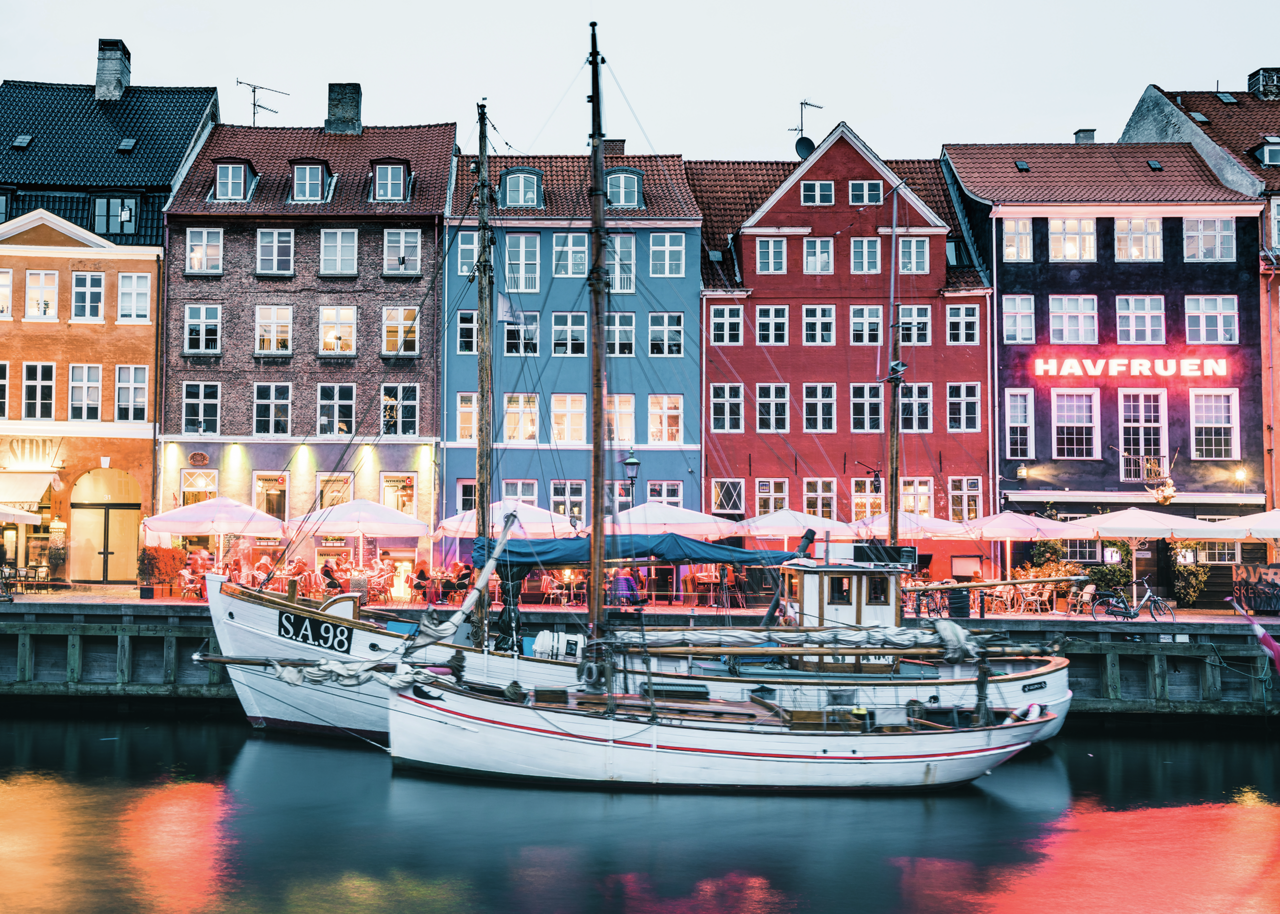 RAVENSBURGER COPENHAGEN DENMARK 1000 BRIKKER
