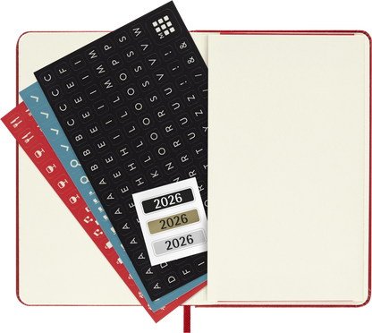 CLASSIC HARD 12M DAILY POCKET RØD 2026
