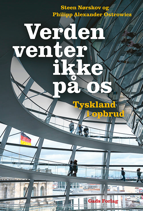 VERDEN VENTER IKKE PÅ OS