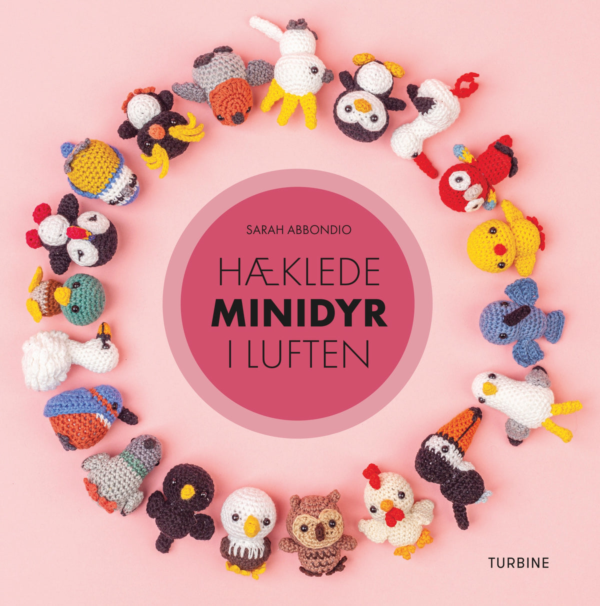 HÆKLEDE MINIDYR I LUFTEN