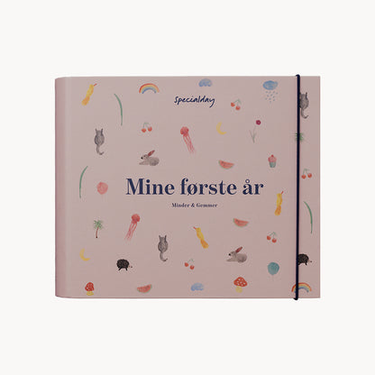 MINE FØRSTE ÅR - MINDER OG GEMMER (ROSA)
