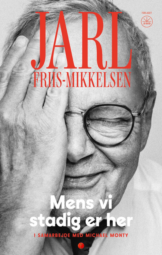 MENS VI STADIG ER HER